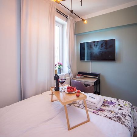 Maya'S Flats & Resorts 61 - Most Milosci Gdańsk Buitenkant foto