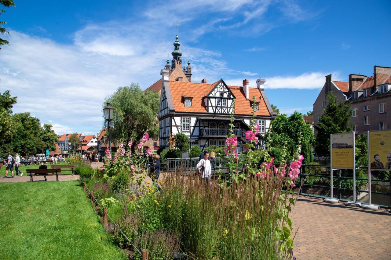 Maya'S Flats & Resorts 61 - Most Milosci Gdańsk Buitenkant foto