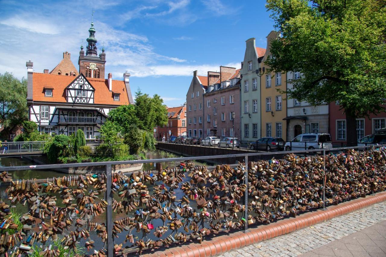 Maya'S Flats & Resorts 61 - Most Milosci Gdańsk Buitenkant foto