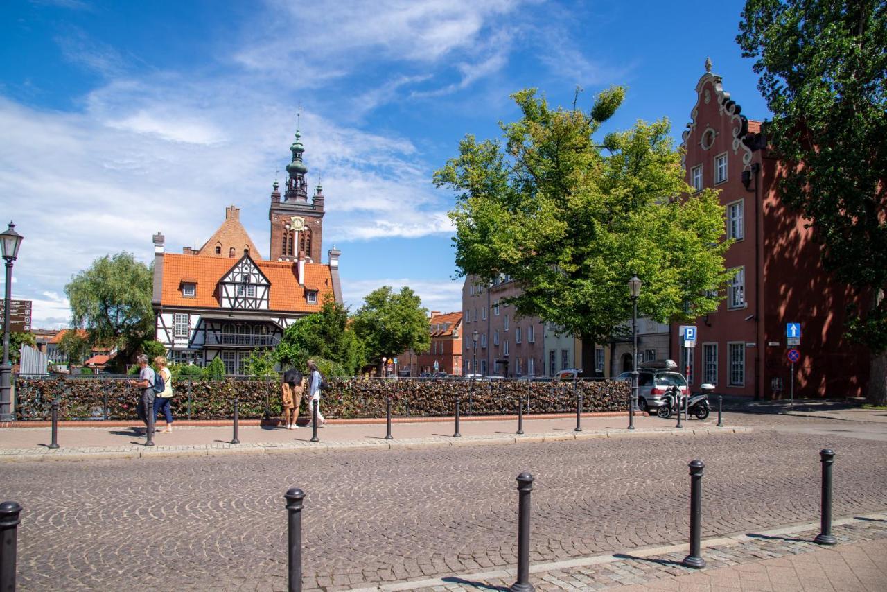 Maya'S Flats & Resorts 61 - Most Milosci Gdańsk Buitenkant foto